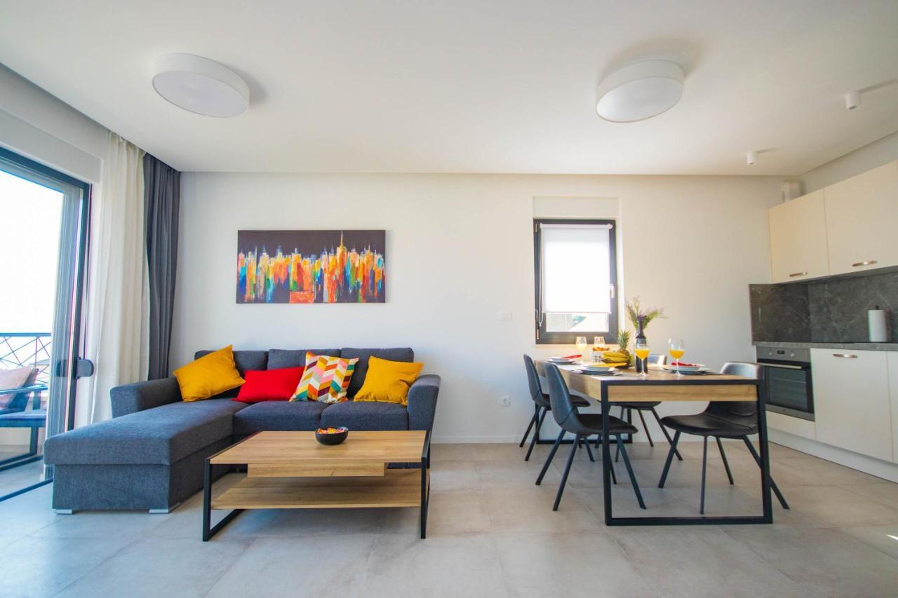 Apartmani Le-Lu Kastela Dış mekan fotoğraf