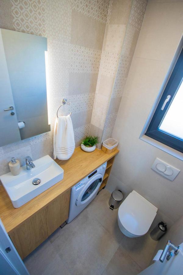 Apartmani Le-Lu Kastela Dış mekan fotoğraf