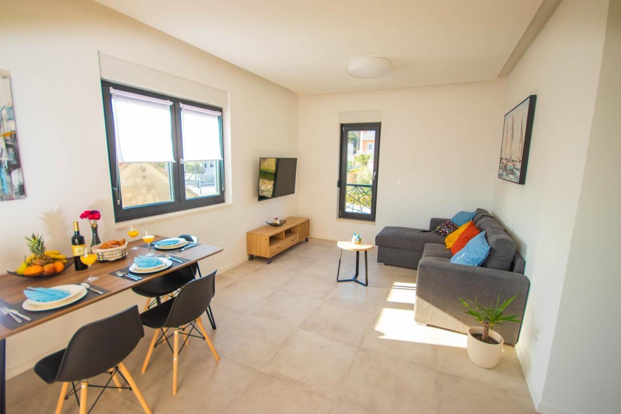 Apartmani Le-Lu Kastela Dış mekan fotoğraf