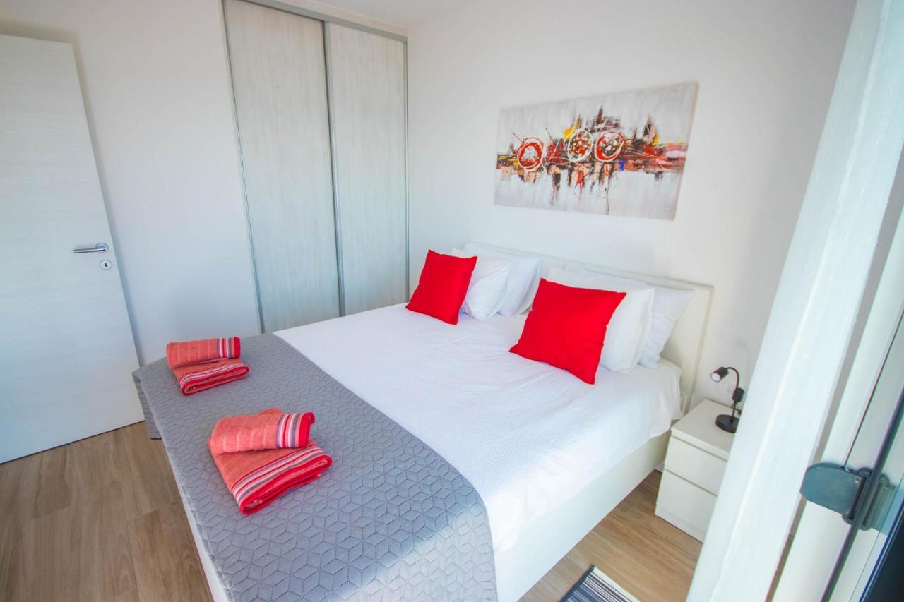 Apartmani Le-Lu Kastela Dış mekan fotoğraf