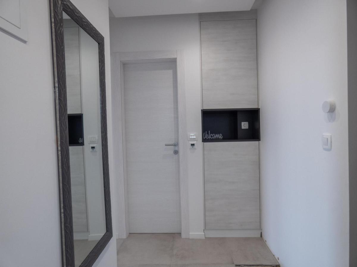 Apartmani Le-Lu Kastela Dış mekan fotoğraf