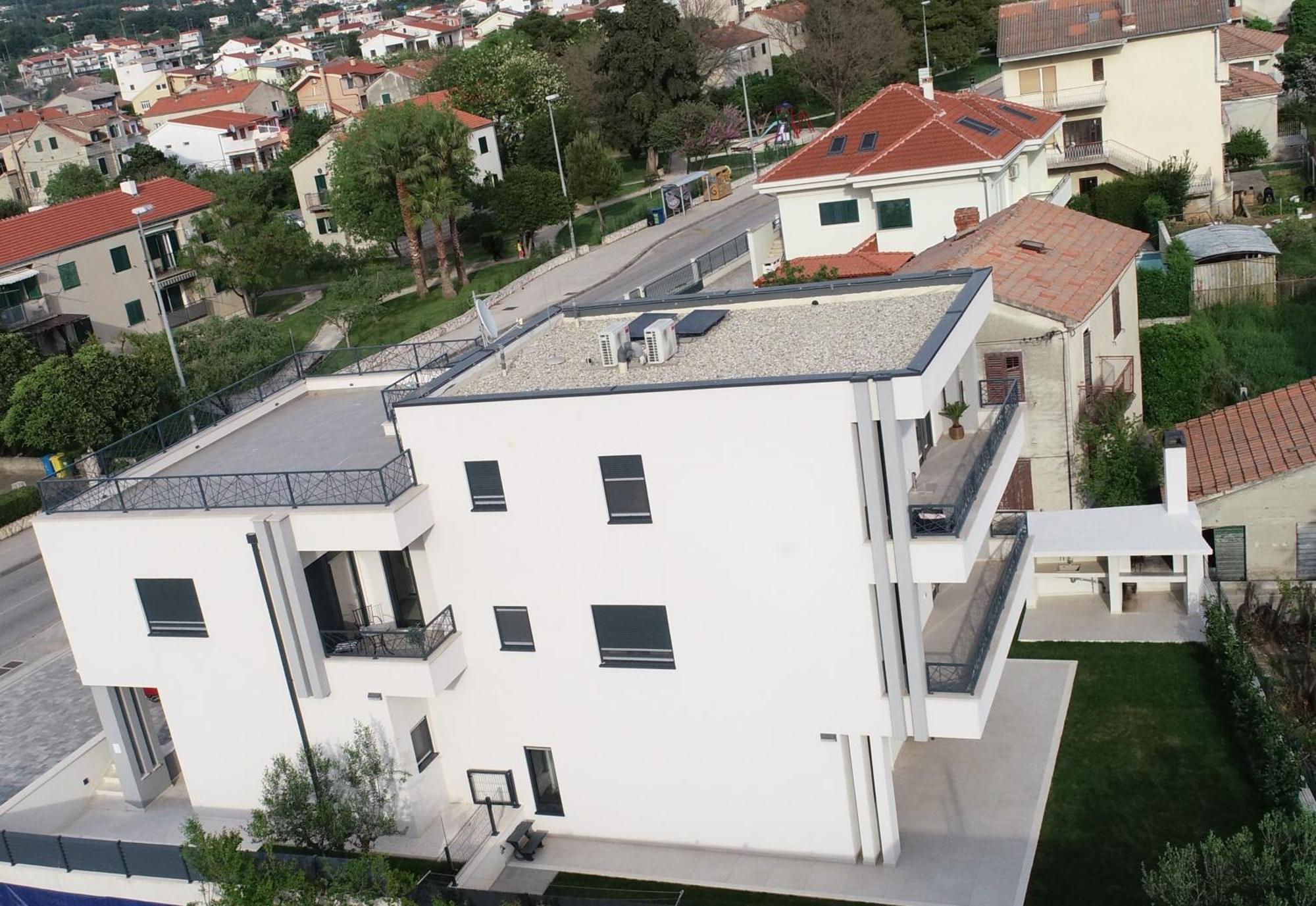 Apartmani Le-Lu Kastela Dış mekan fotoğraf