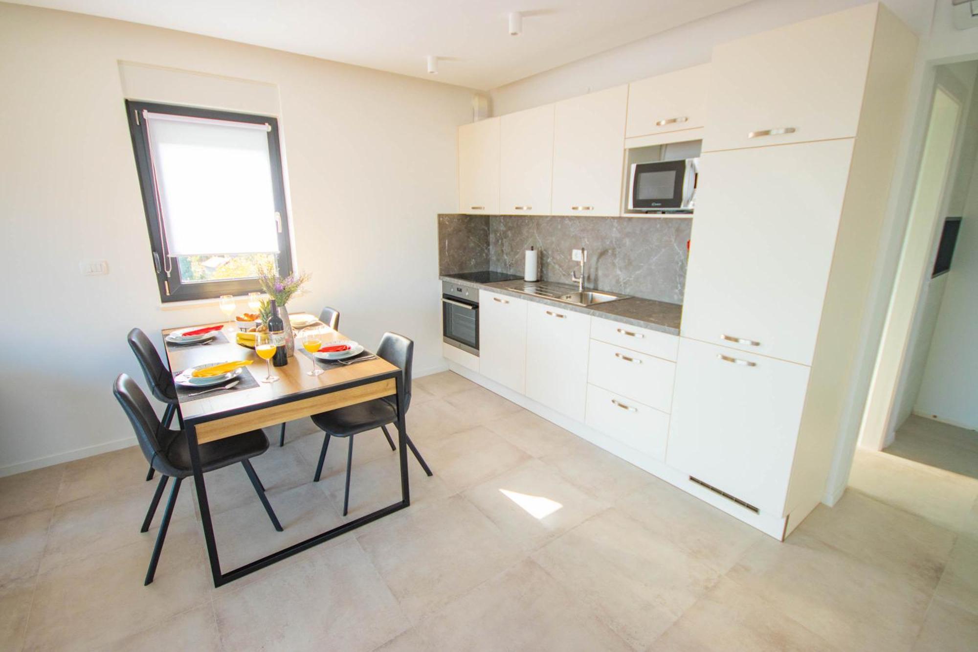 Apartmani Le-Lu Kastela Oda fotoğraf
